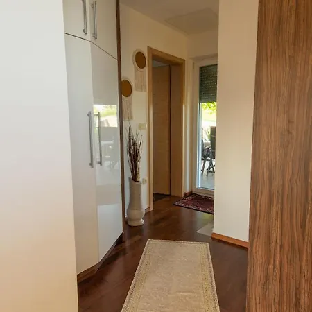 In - Kranjska Krain 45723 Feriehus *